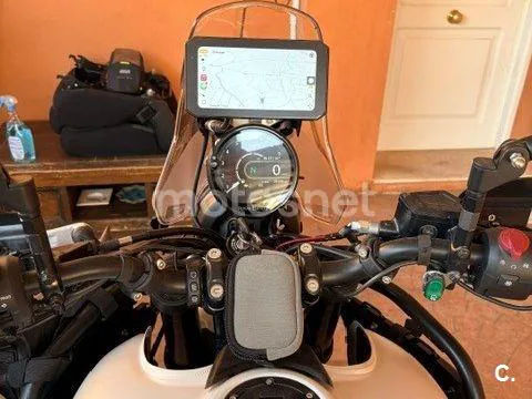 Royal Enfield Himalayan 450 - Vista 9