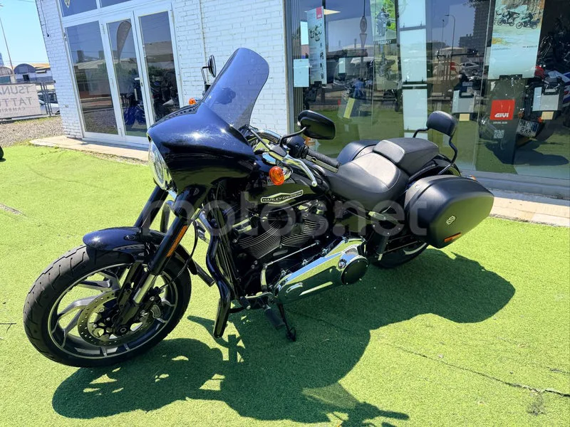 Harley-Davidson Sport Glide - Vista 24