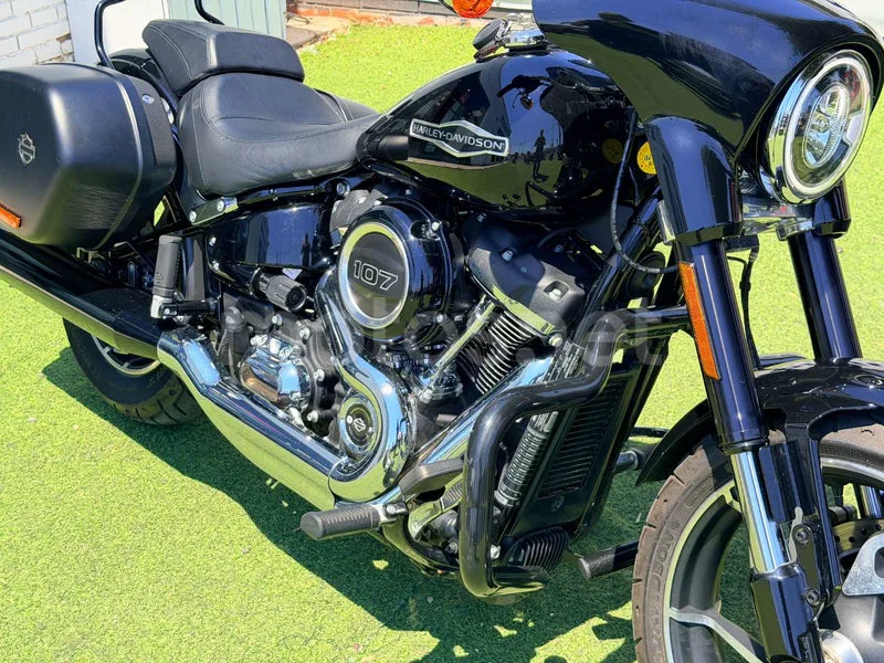 Harley-Davidson Sport Glide - Vista 6