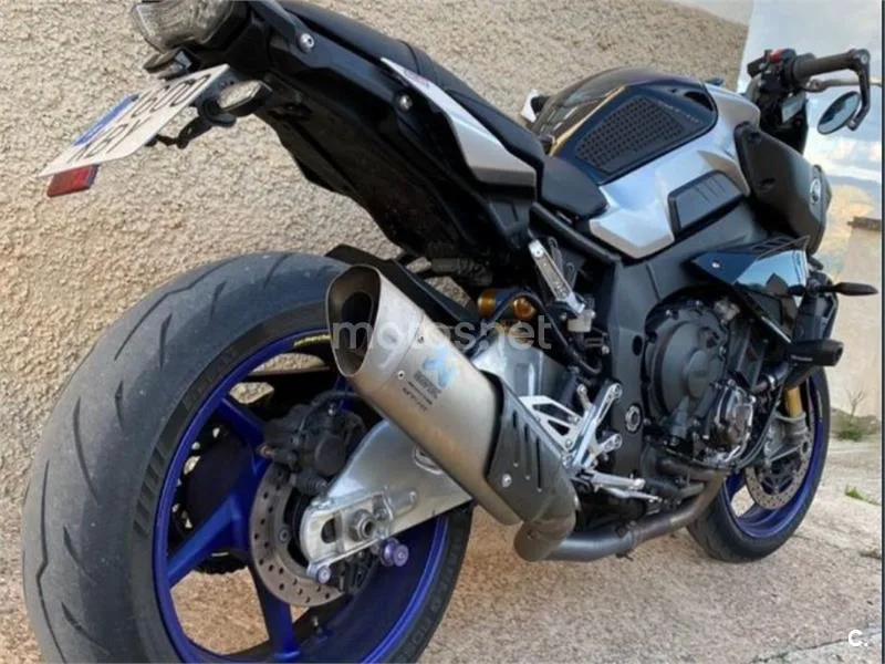 Yamaha MT-10 - Vista 3