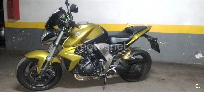 Honda CB1000R - Vista 8