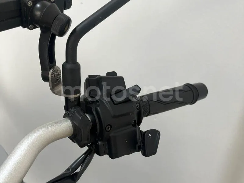 Yamaha MT-07 - Vista 4