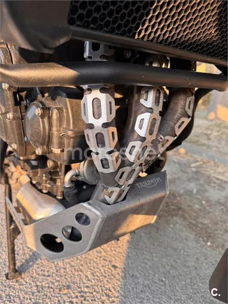 Triumph Tiger 800 XC - Vista 11