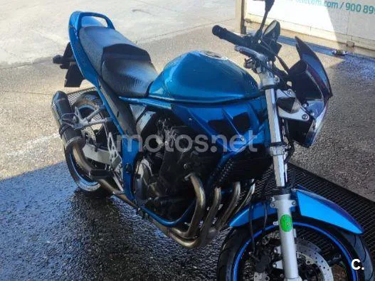 Suzuki Bandit 650 - Vista 3