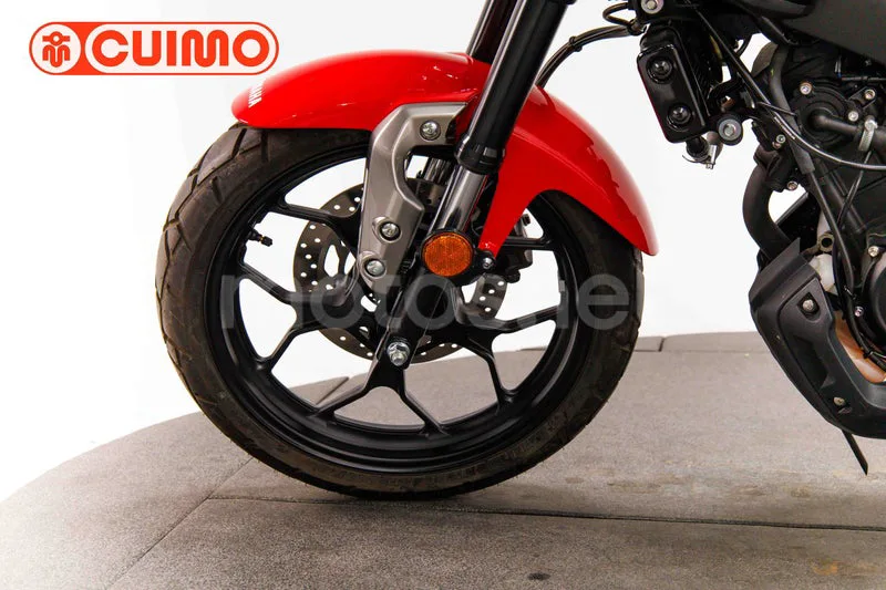 Yamaha XSR125 - Vista 31