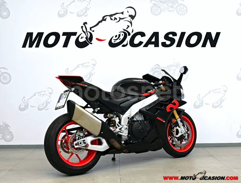 Aprilia RSV4 - Vista 3