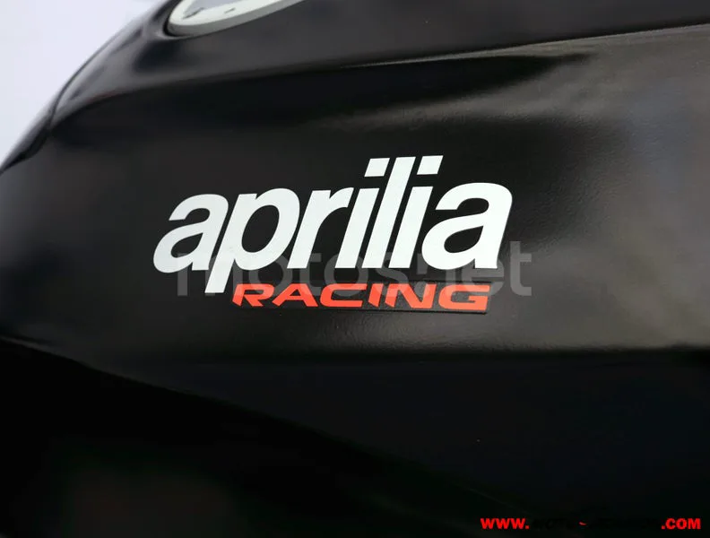 Aprilia RSV4 - Vista 9