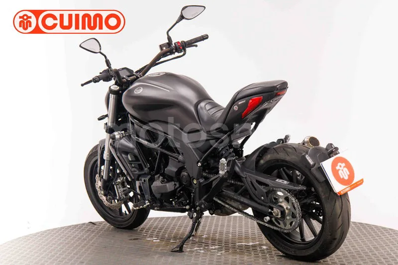 Benelli 502 C - Vista 6