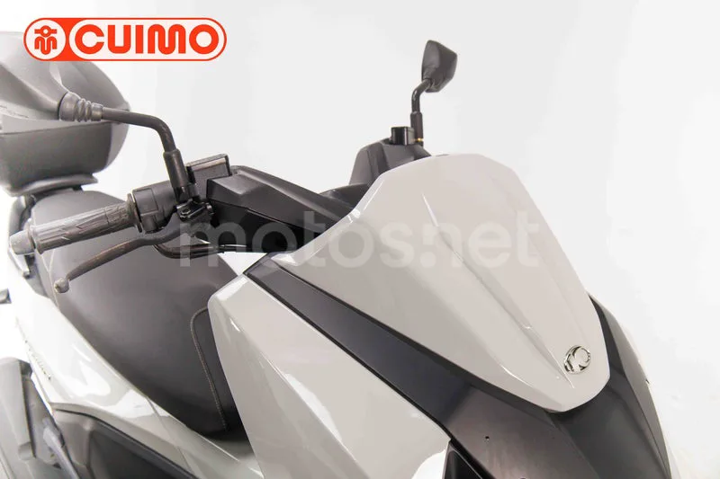 Kymco Sky Town 125 - Vista 11