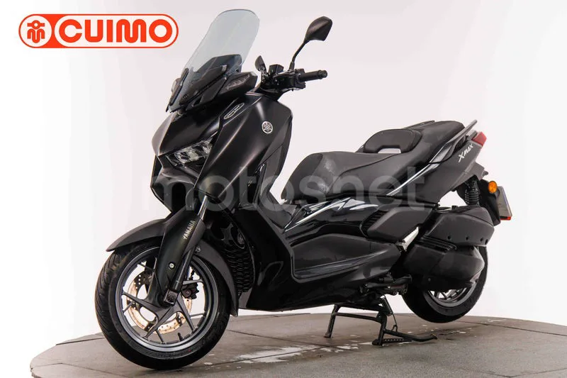 Yamaha XMAX 300 - Vista 9