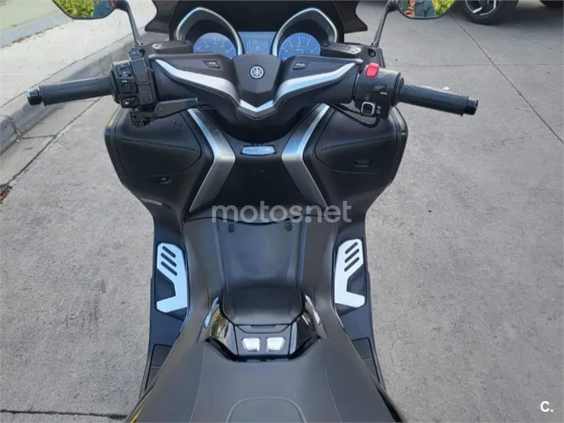 Yamaha TMAX 530 - Vista 5