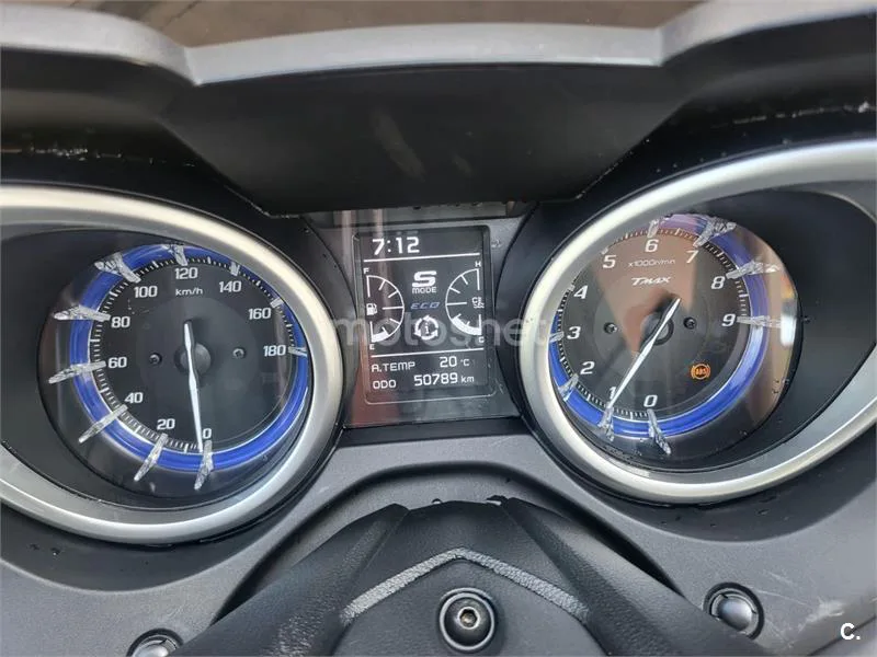 Yamaha TMAX 530 - Vista 9
