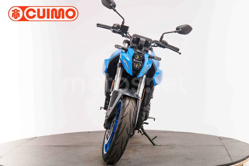 Suzuki GSX-8S - Vista 12