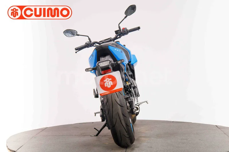 Suzuki GSX-8S - Vista 5