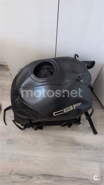 Honda CBF500 - Vista 11