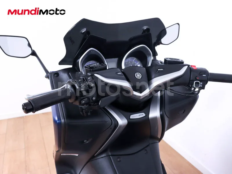 Yamaha TMAX 530 - Vista 11
