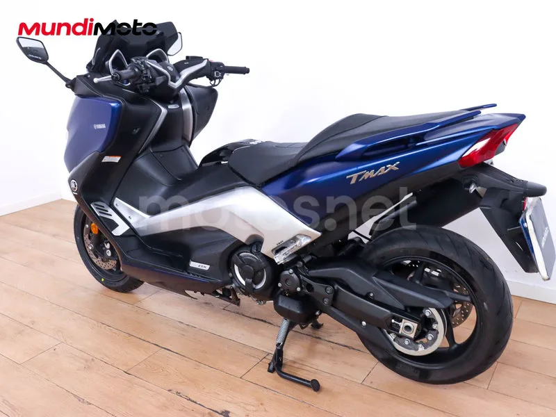 Yamaha TMAX 530 - Vista 8