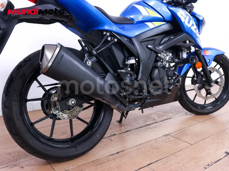 Suzuki GSX-S125 - Vista 4