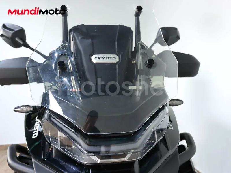 CFMOTO 800MT - Vista 5
