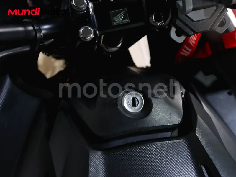 Honda NC750S - Vista 13