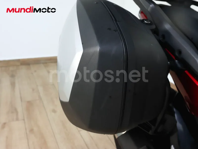 Honda NC750S - Vista 25