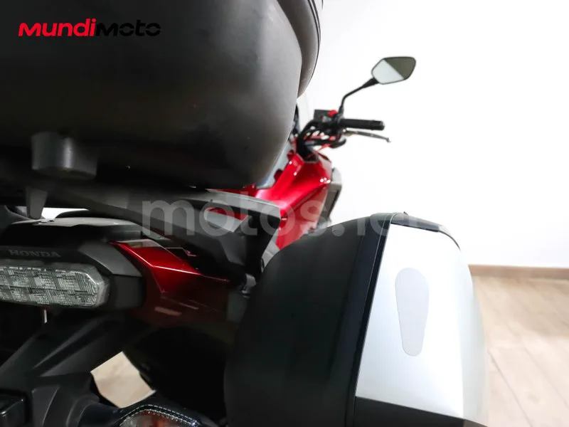 Honda NC750S - Vista 4