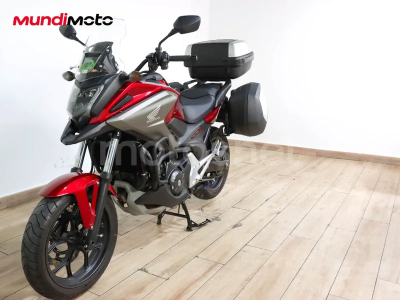Honda NC750S - Vista 7