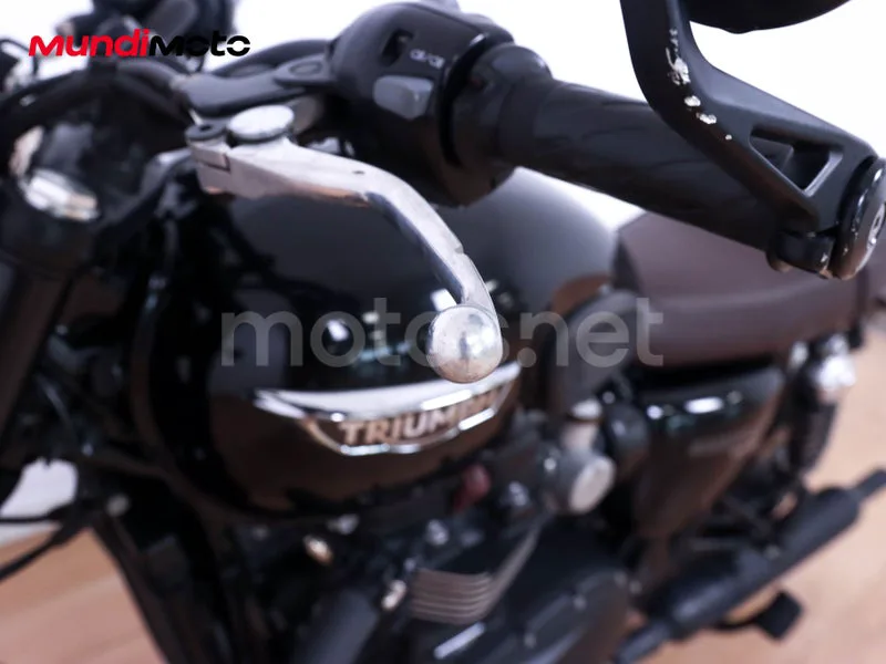 Triumph Bonneville T120 - Vista 20