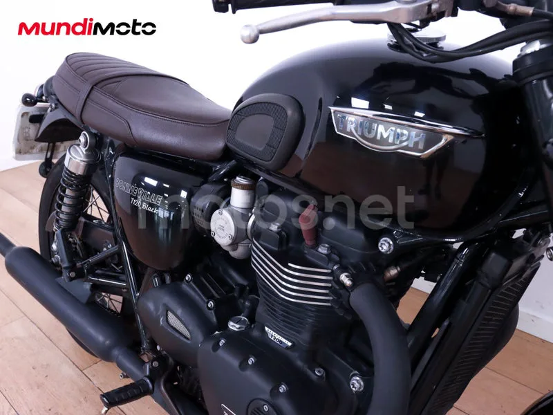 Triumph Bonneville T120 - Vista 23