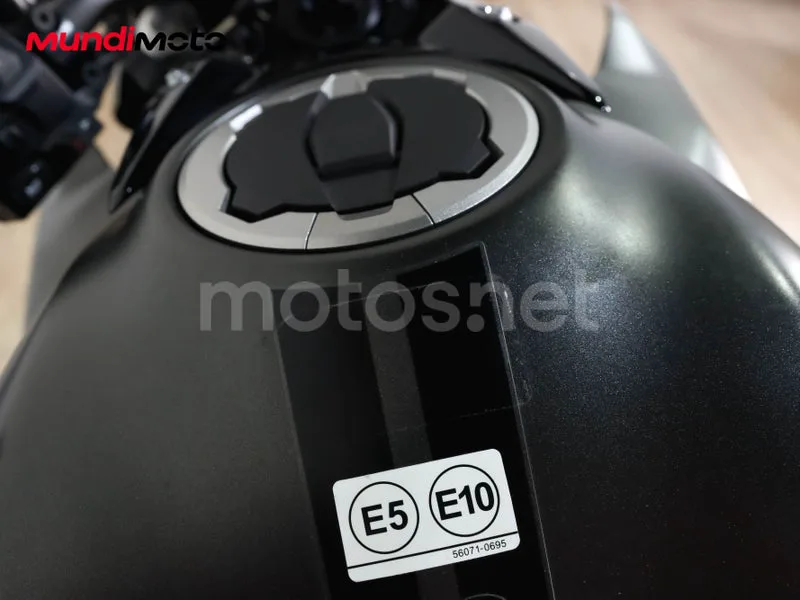 Kawasaki Z650 - Vista 32