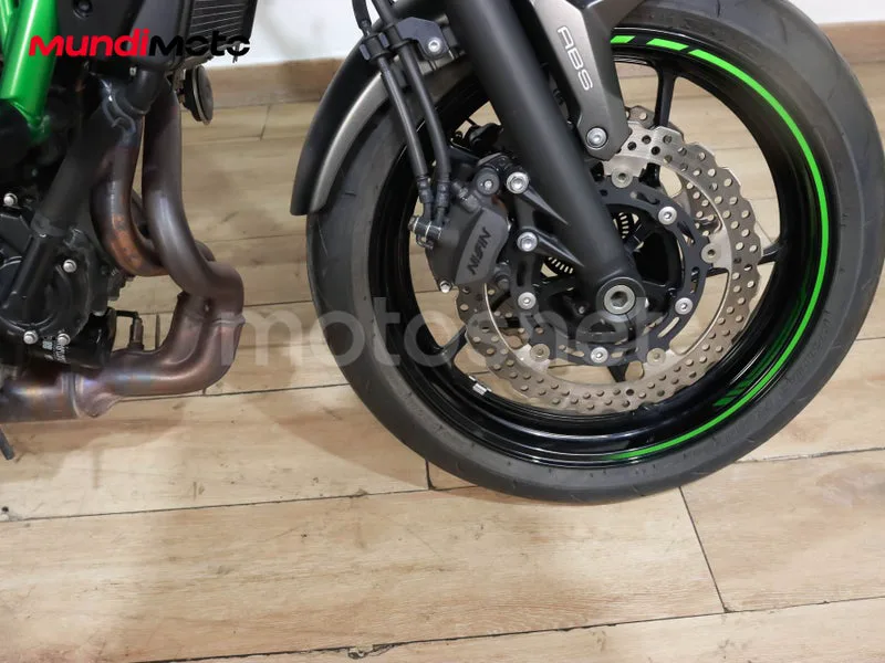 Kawasaki Z650 - Vista 35