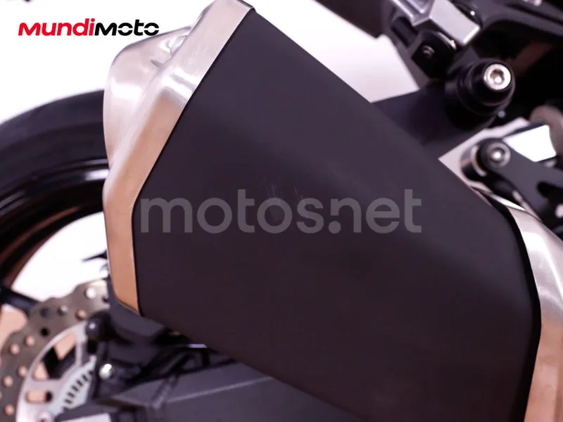 Kawasaki Z900 - Vista 19