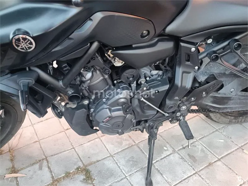 Yamaha MT-07 - Vista 7