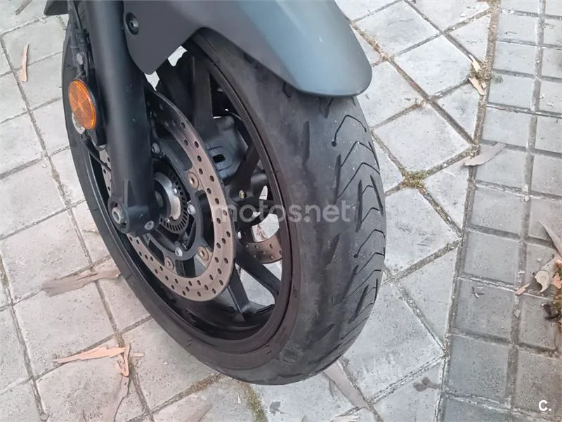 Yamaha MT-07 - Vista 8