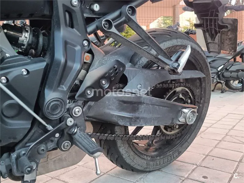 Yamaha MT-07 - Vista 9