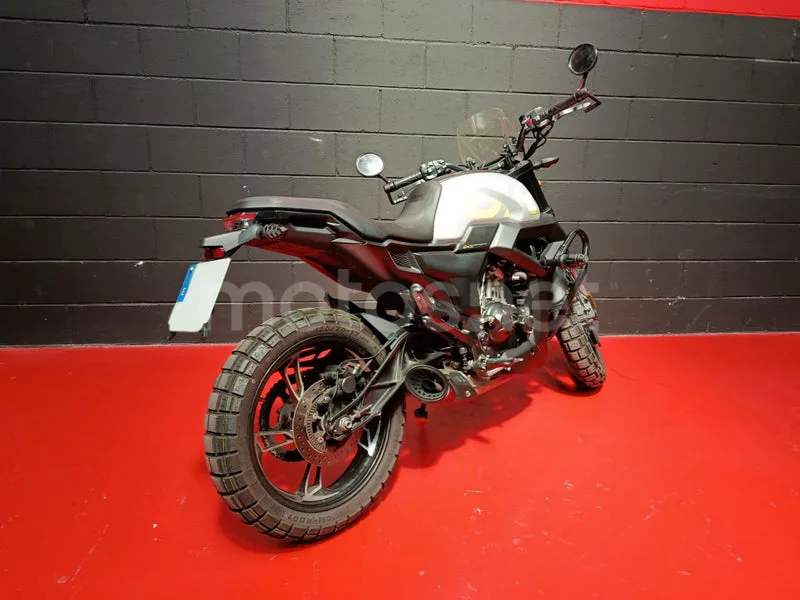 Zontes GK 125 - Vista 11