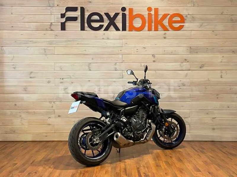 Yamaha MT-07 - Vista 4