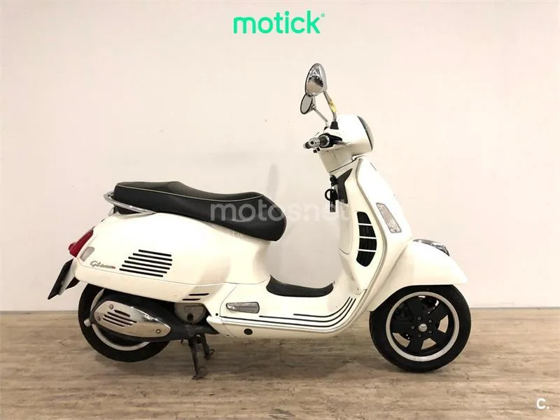 Vespa GTS 125 3480 € 2011 Valencia - 2