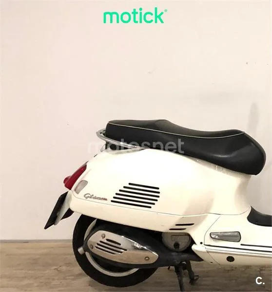 Vespa GTS 125 - Vista 3