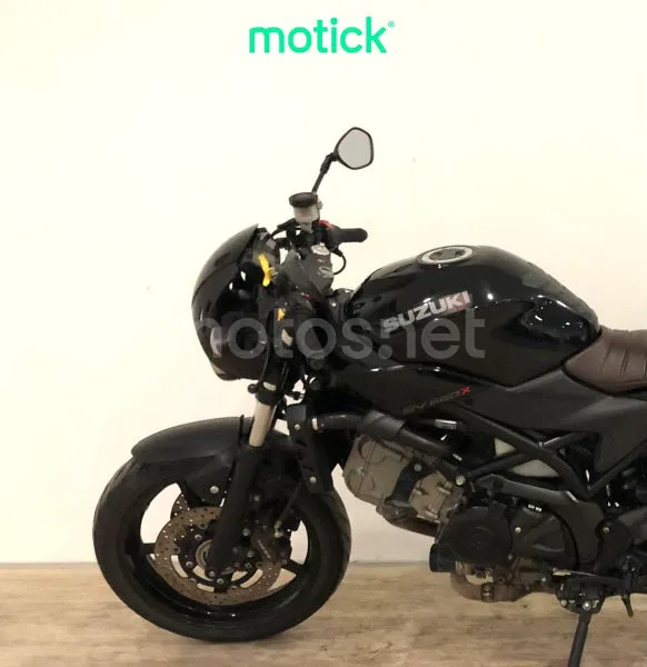 Suzuki SV650 - Vista 7