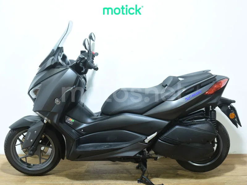 Yamaha XMAX 300 - Vista 7