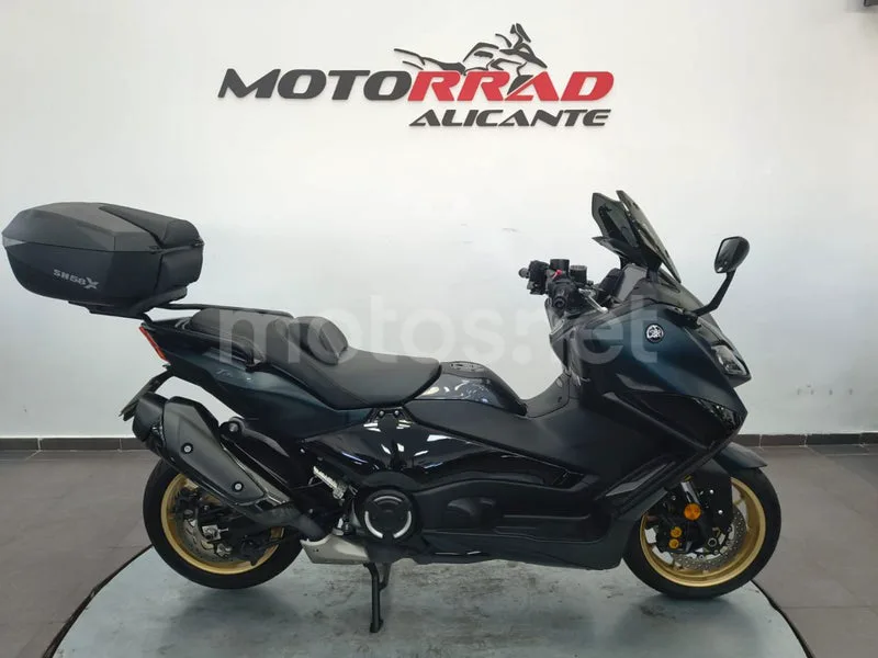 Yamaha TMAX 12.750 € 2022 Alicante - 1