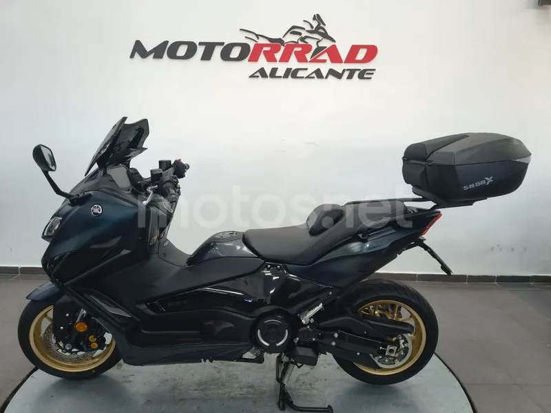 Yamaha TMAX 12.750 € 2022 Alicante - 2