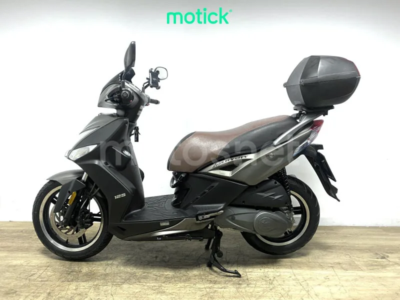 Kymco Agility City 125 - Vista 4