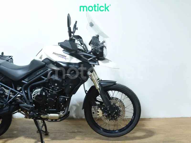 Triumph Tiger 800 XC - Vista 4