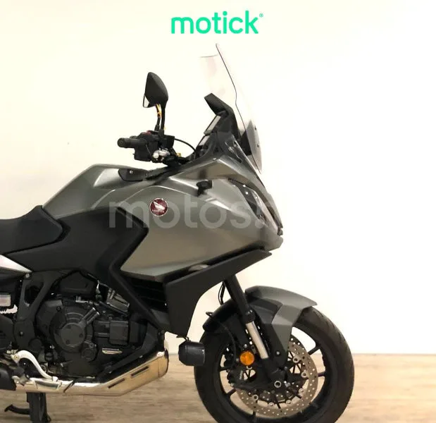 Honda NT1100 - Vista 4