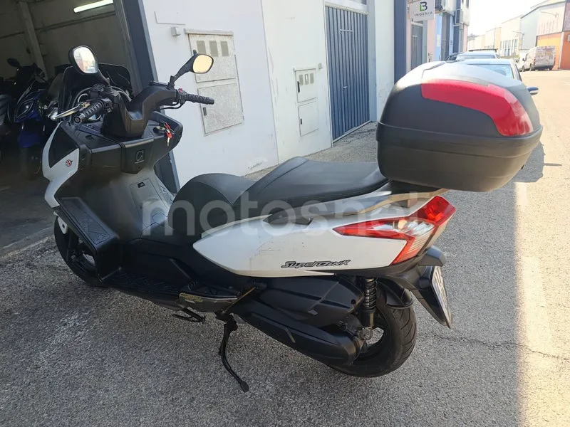 Kymco Super Dink 125 - Vista 6