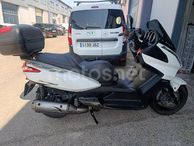 Kymco Super Dink 125 - Vista 10