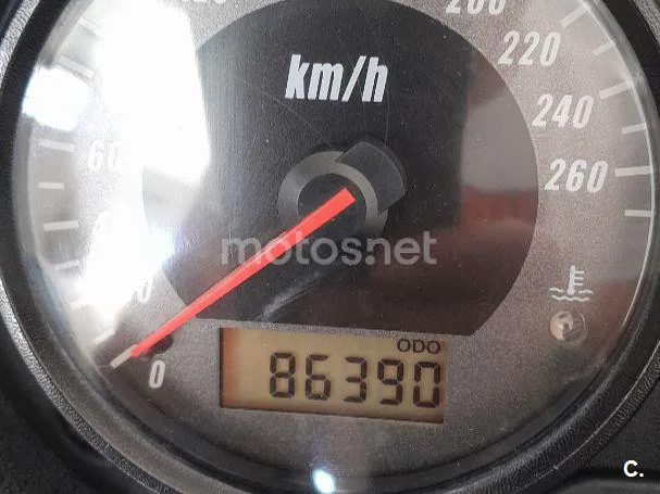 Kawasaki Z750 - Vista 11