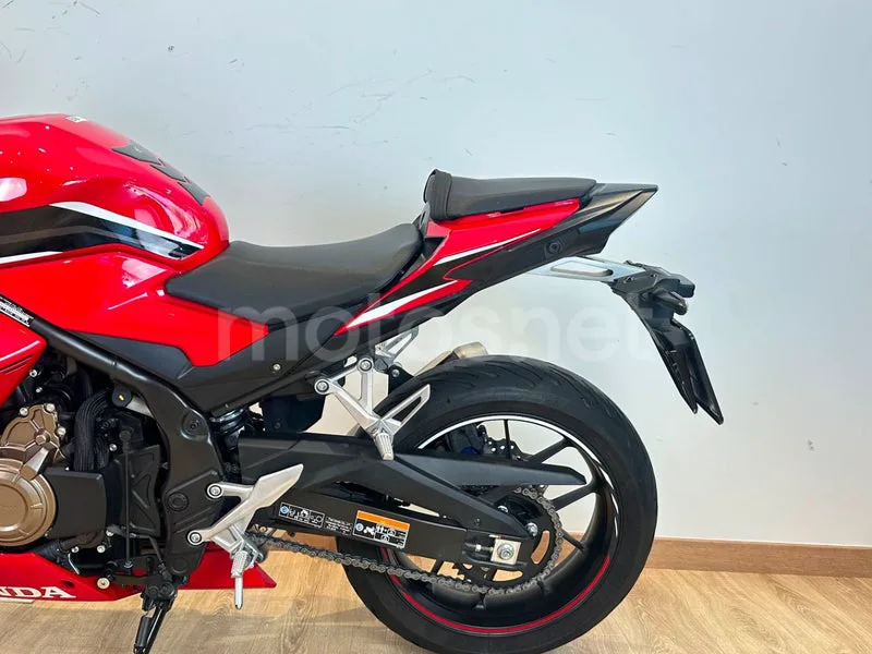 Honda CBR500R - Vista 3